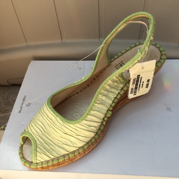 Azura Shoes - Azura Jeannette Shirred Wedge Espadrille